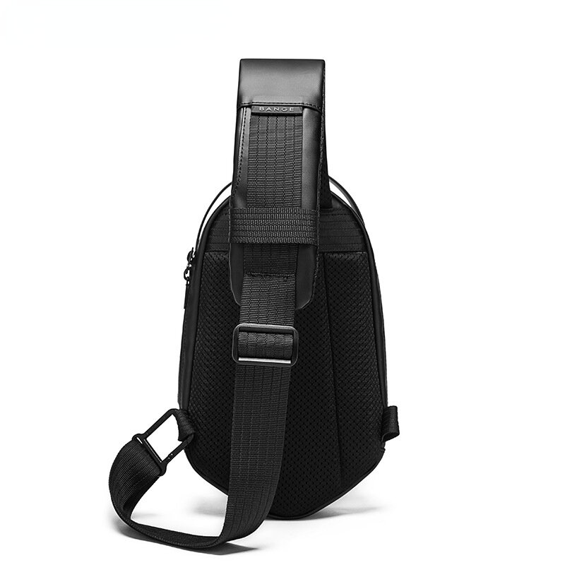 حقيبة كتف مفردة للرجال تُحمل على الصدر ذات سعة كبيرة من Chikage حقيبة كروس عصرية بقشرة صلبة حقيبة صدر متعددة الاستخدامات