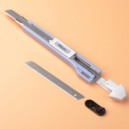 Deli 2031 Utility Knife Small Paper Cutter Cutting Tools Office Supplies Stationery