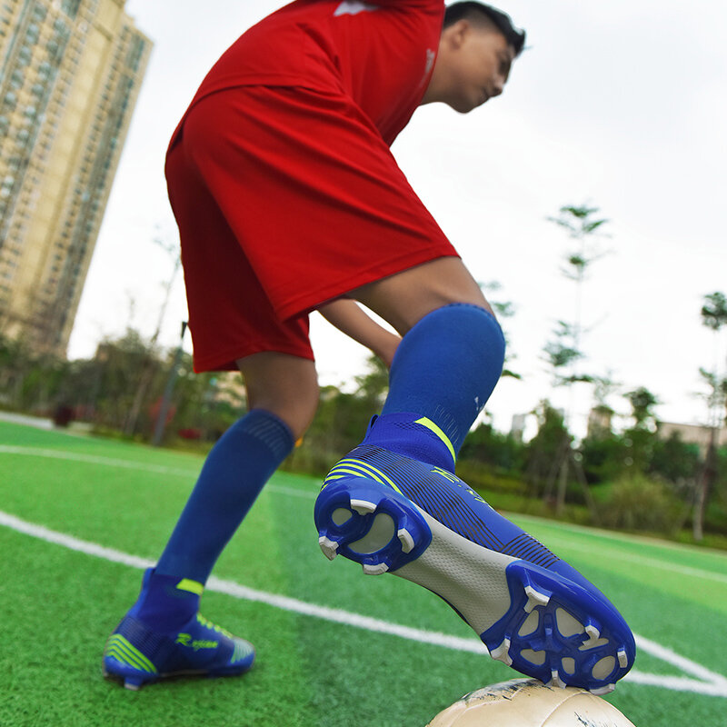 ملعب نجيلة صناعي للعب كرة القدم أحذية الرجال الأزرق كرة الصالات تحلق المنسوجة تنفس عالية أعلى أحذية كرة القدم الأكثر مبيعا عالية الجودة TF/FG أحذية رياضية