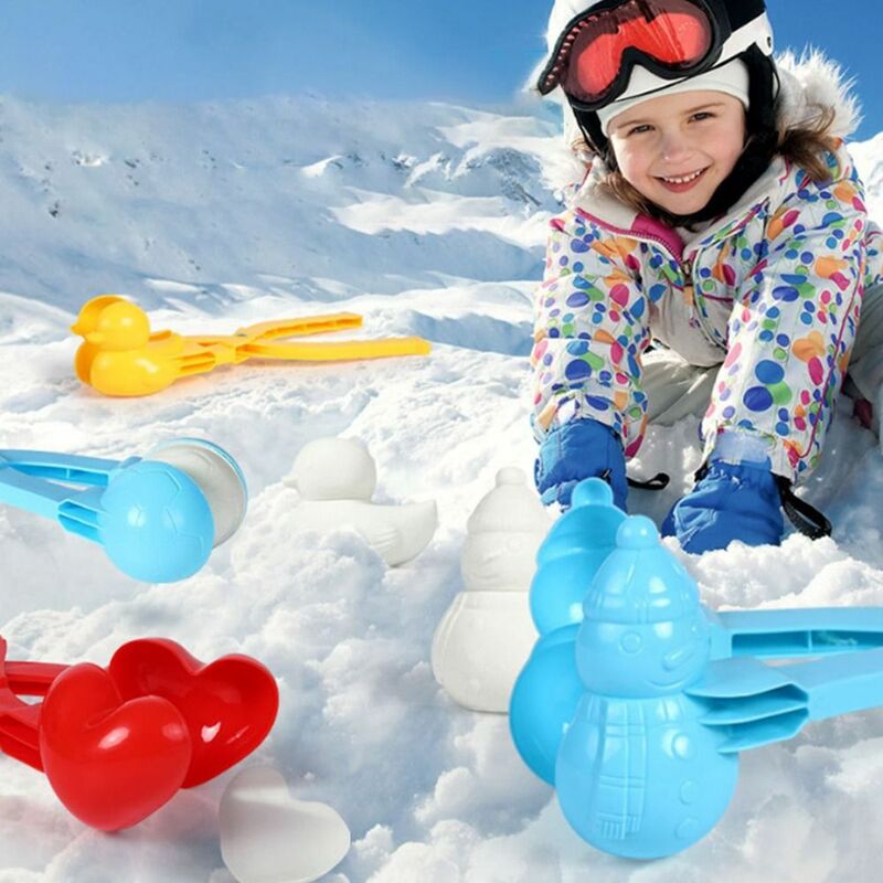 كرة القدم على شكل البلاستيك صانع كرة الثلج أداة للأطفال ، مشبك كرة الثلج ، لعبة لطيف ، الثلج في فصل الشتاء ، لون عشوائي ، هدية للأطفال