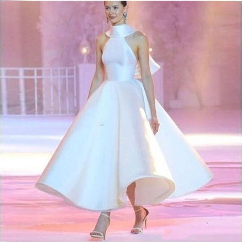 فستان سهرة أنيق للسيدات فستان ساتان أبيض مع فستان رسمي للحفلات بدون ظهر ورداء طويل على الكاحل