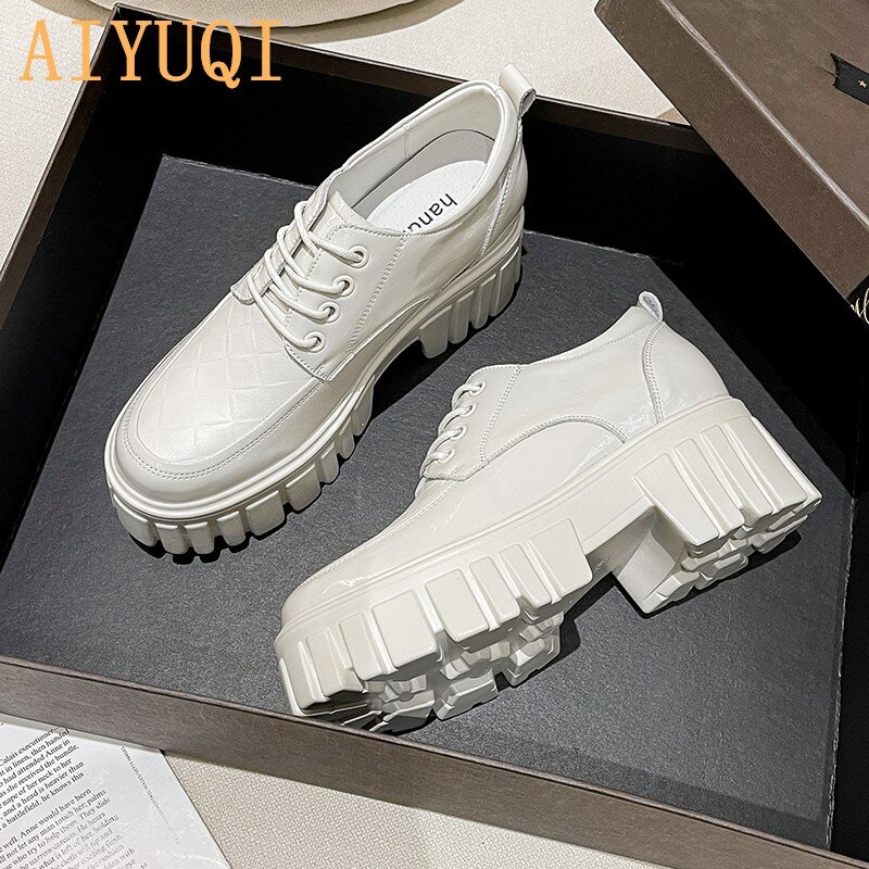 AIYUQI النساء أحذية سميكة سوليد 2021 ربيع جديد حقيقي أحذية من الجلد السيدات الدانتيل متابعة الجسم زيادة الأبيض طالب أحذية النساء