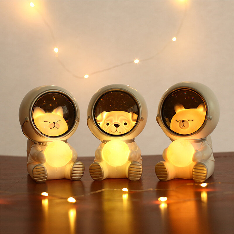 LED ليلة ضوء رائد الفضاء لطيف القط/الدب/الكلب مصباح Kawaii للطفل طفل الأطفال غرفة نوم السرير إضاءة زينة لينة الدافئة هدية مصابيح