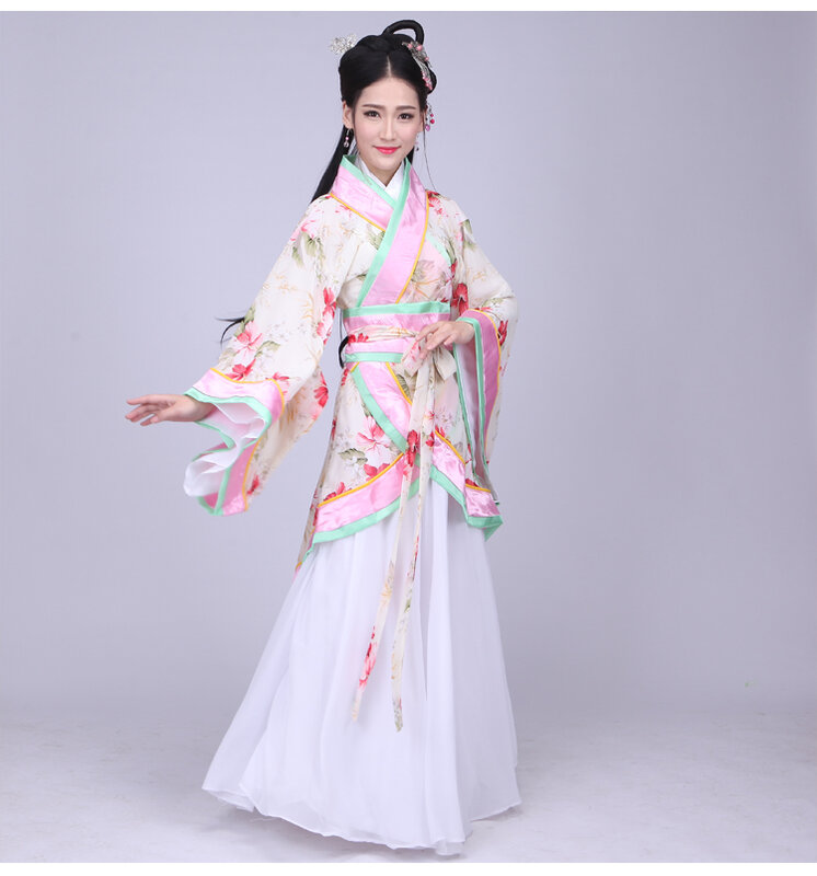 أزياء تشيفو النسائية الأصلية المعدلة من Hanfu ، أزياء نسائية على الطراز الصيني القديم مع خط رقبة متقاطع