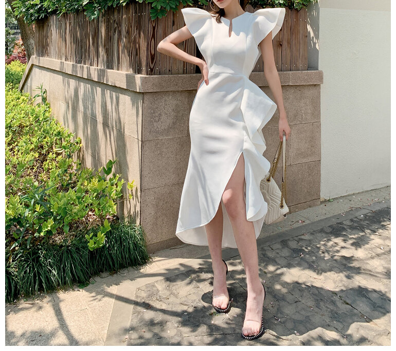 فستان أبيض صغير فرنسي تصميم متخصص ثلاثي الأبعاد مكشكش غير منتظم هيم سليم صالح فستان الورك فساتين
