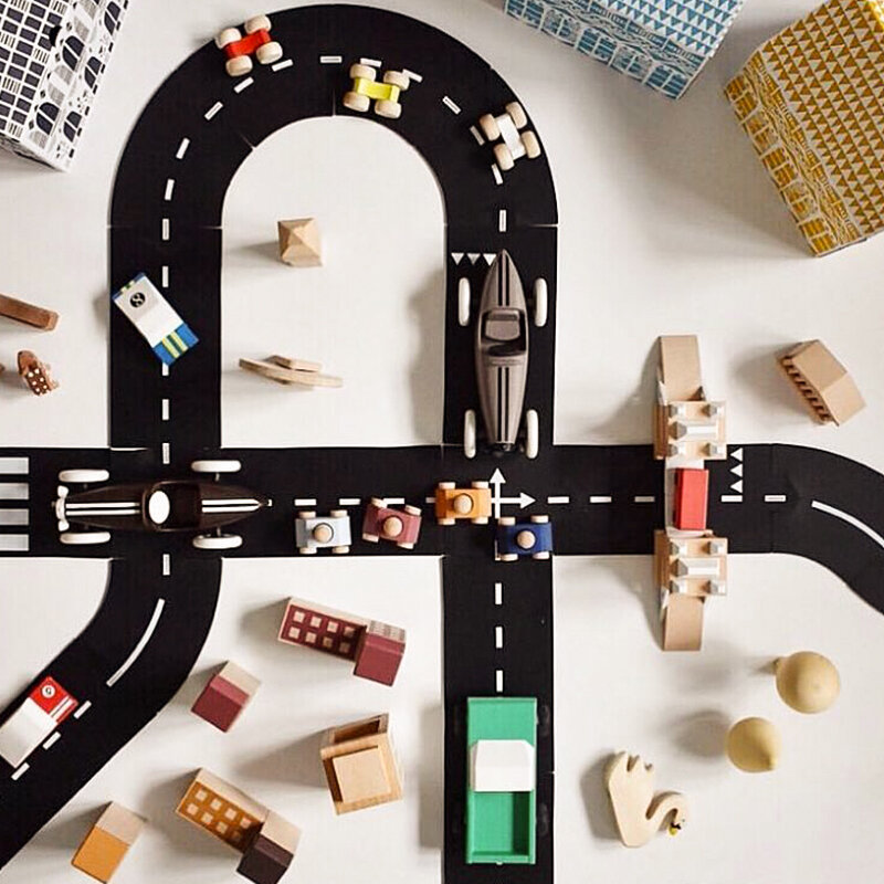 ألعاب أطفال المرور الطريق المسار لغز الطريق بناء الطريق السريع مرنة الألغاز البلاستيكية توهج سباق المسار مجموعة DIY بها بنفسك لغز اللعب هدية