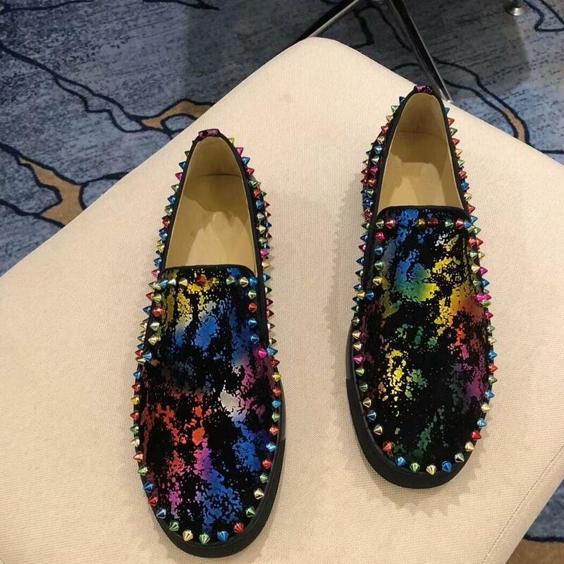 فاخر مصمم الرجال متعدد الألوان المسامير حذاء مسطح charm اليدوية فستان الزفاف مساء أحذية رسمية الرجال Sapato الاجتماعية Masculin #1