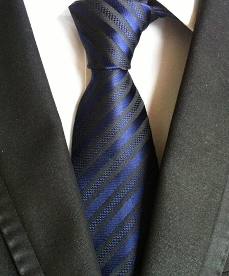 ربطة عنق مخططة كلاسيكية 8 سنتيمتر ، زرقاء ، فريدة ، مع خطوط سوداء قطرية