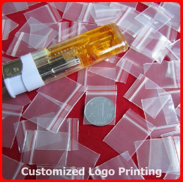أكياس بلاستيكية سميكة بسحاب 300 × 1.8 سنتيمتر ، 2.5 قطعة ، حجم صغير ، شفافة ، إغلاق بسحاب