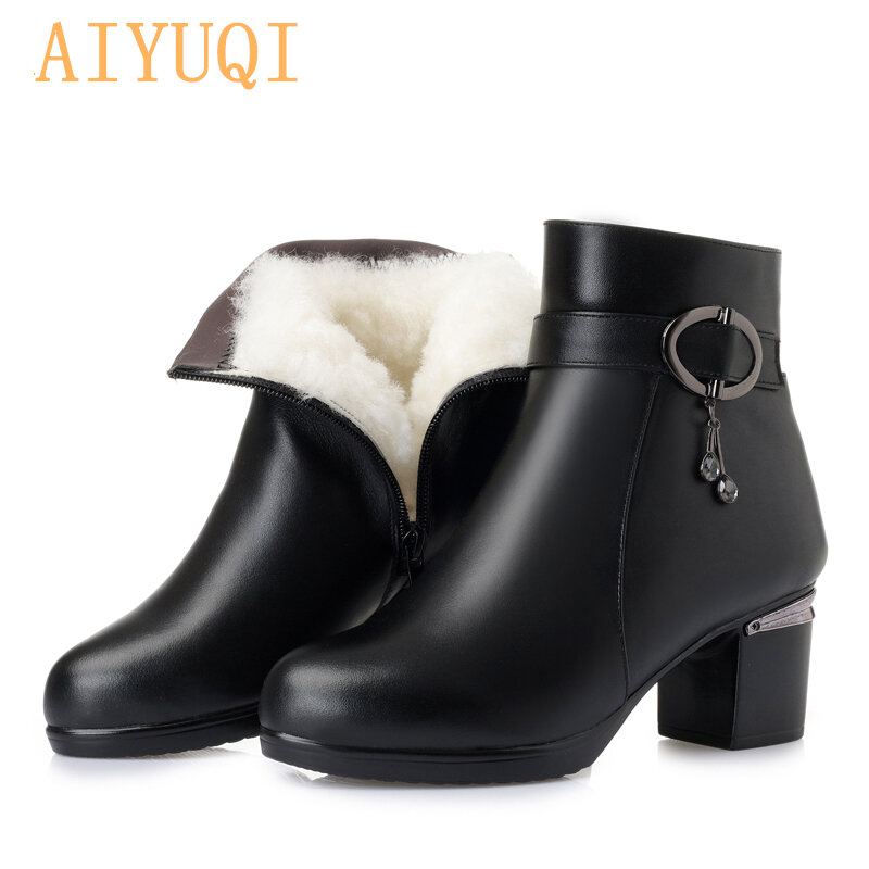AIYUQI النساء الشتاء الصوف الأحذية 2022 جديد جلد طبيعي السيدات حذاء من الجلد حجم كبير 41 42 43 الاتجاه الدافئة الجوارب الإناث