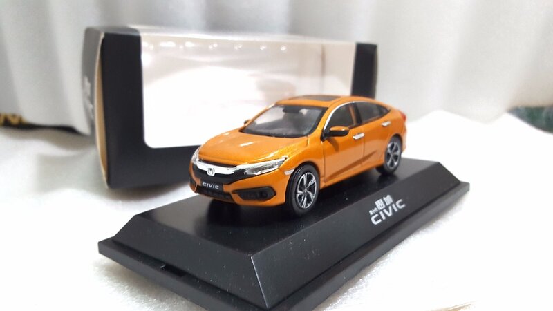 سيارة لعبة مصغرة ، مقياس 1:43 ، لهوندا سيفيك 2016 MK10 ، سبيكة برتقالية ، مجموعة هدايا
