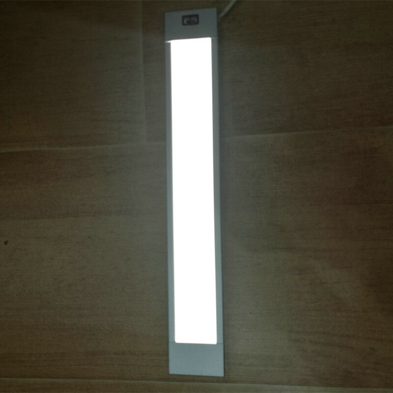 مصباح LED مع مستشعر الأشعة تحت الحمراء للمطبخ أو الحمام ، تركيبات الإضاءة الزخرفية الداخلية