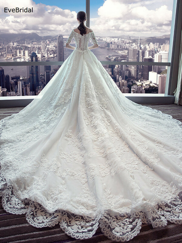 فستان زفاف فاخر ، رقبة على شكل V ، نصف كم ، مزين ، طول الأرض ، ذيل مصلى