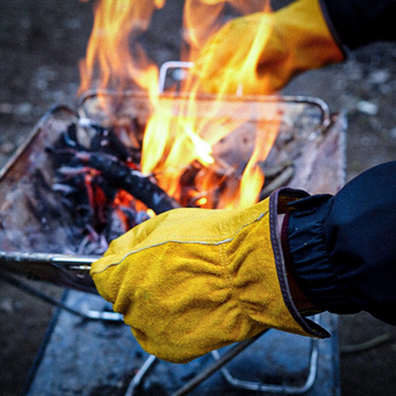 1 زوج الجلود قفازات مقاومة للحريق الأصفر دائم المضادة للحرارة العزل قفازات الأمان في بيئة العمل للتخييم لحام المعادن أدوات يدوية