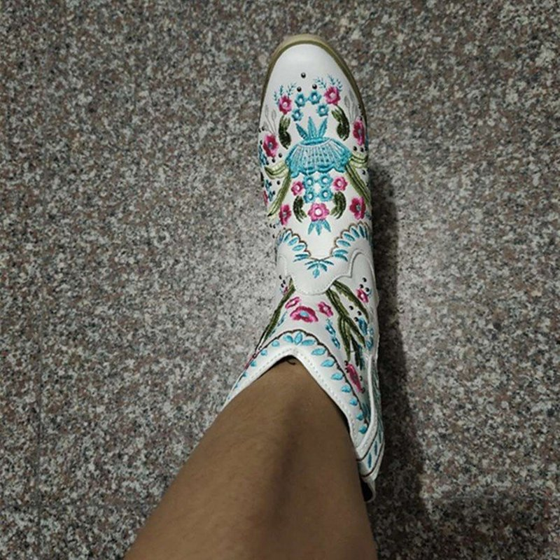 الوافدين الجدد بو الجلود الأزهار تصميم نمط العصرية النساء الأحذية موضة منخفضة الكعب أحذية ركوب الخيل أنيقة غير رسمية للسيدات KP214