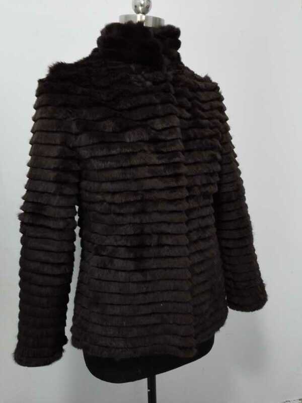 المعطف الجديد المصنوع من فرو الأرانب والأم الدافئ المتوسط والشتاء من Facotry لعام 2021