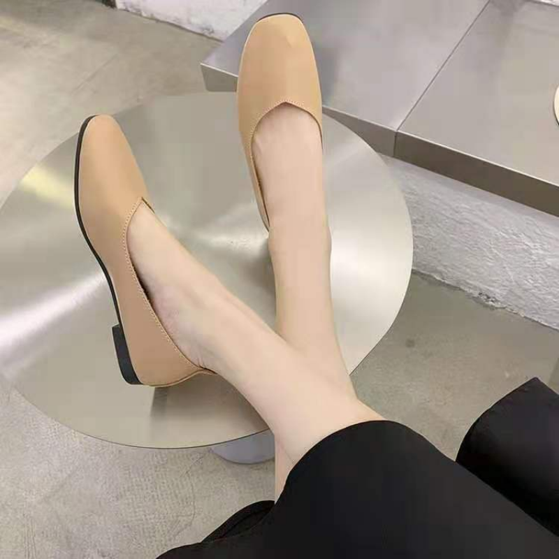 2021 جديد كريسفيميكس Zapatos النساء الموضة مريحة لينة بولي Leather جلد الانزلاق على حذاء مسطح سيدة أحذية الصلبة عارضة الإناث الرجعية
