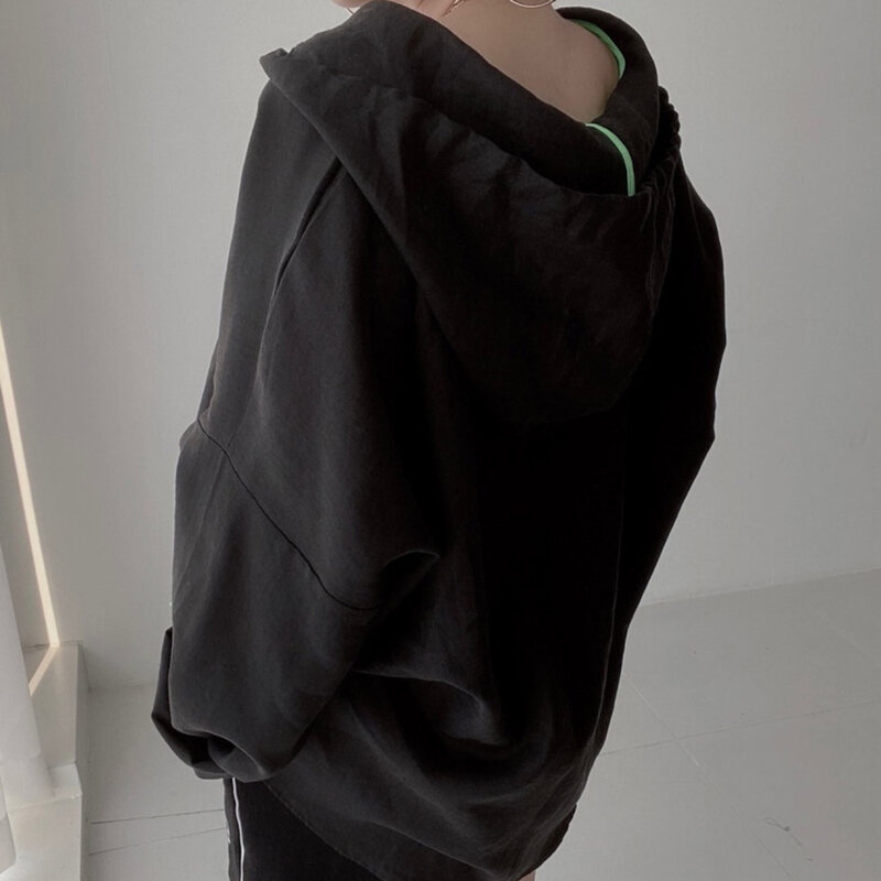 2021 النمط الياباني الملابس النسائية بلون إلكتروني الطباعة طويلة الأكمام هوديي موضة فضفاضة البساطة غير رسمية الخريف جديد