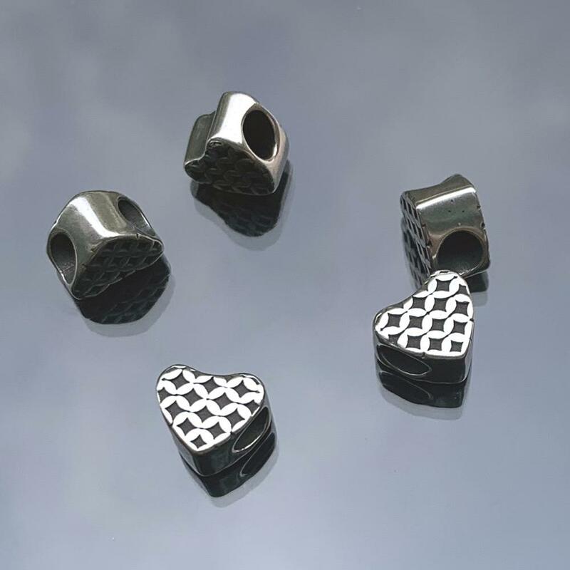القلب الخرزة ، الفولاذ المقاوم للصدأ الصلبة الخرز ، Lether سوار DIY ، S.steel مجوهرات ، صغيرة ss الخرز ، 10 تصاميم لاختيار ، YZ011-YZ020