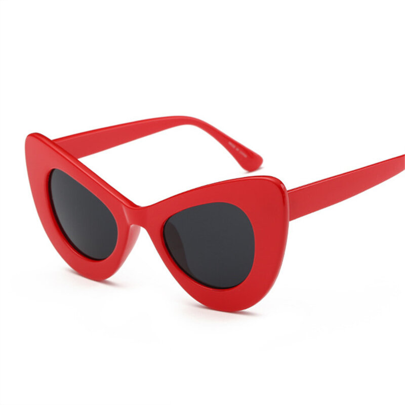 2021 جديد نمط القط العين كورت كوبين النظارات الشمسية النساء فراشة إطار نظارات Vintage نظارات شمسية للنساء UV400 مكبرة نظارات