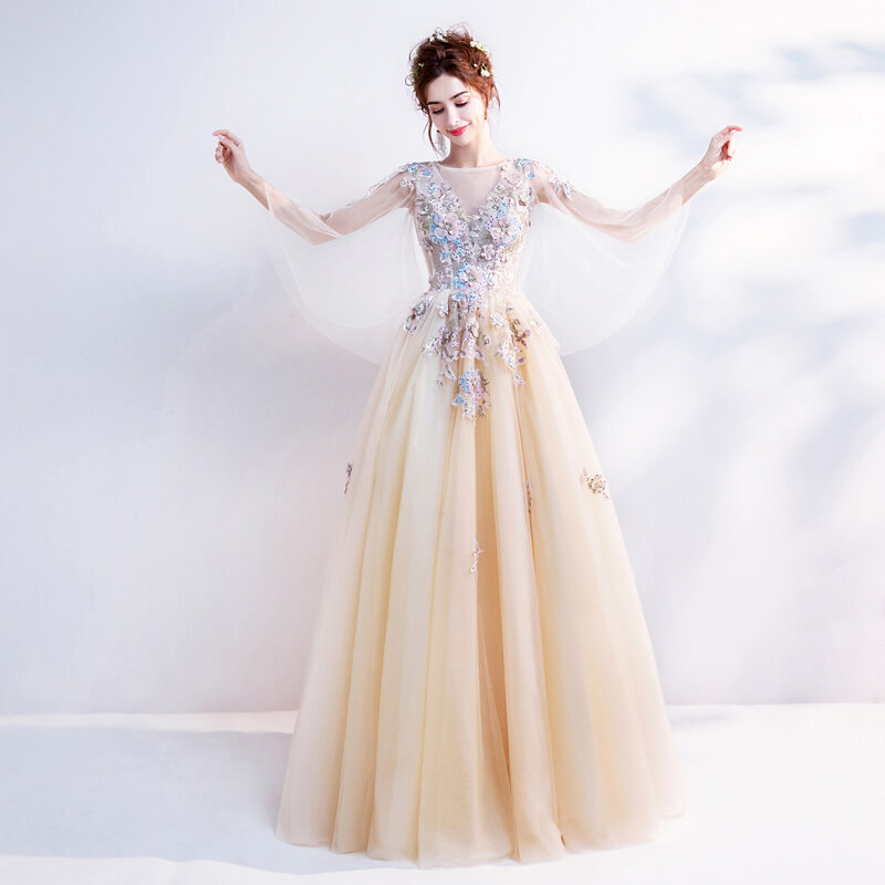 فساتين Quinceanera 2021 جديدة فاخرة للحفلات الراقصة الرسمية كم كامل فستان مثير الوهم حجم مخصص