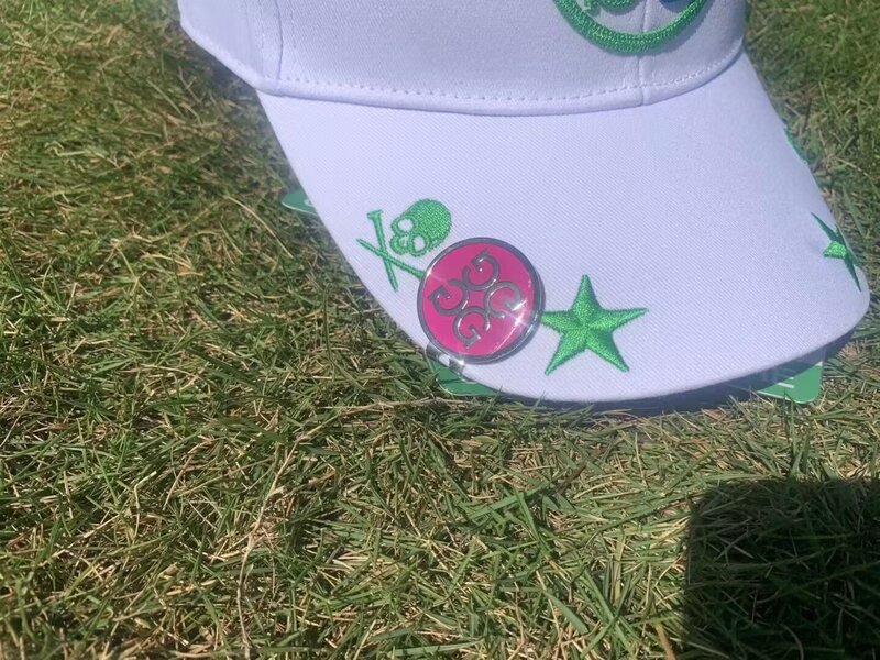 خطاطيف قبعة الغولف علامة الغولف مع مشبك قبعة المغناطيس زهرة ذات الاستخدام المزدوج موقف الكرة علامة علامة الغولف الكرة موقف علامة