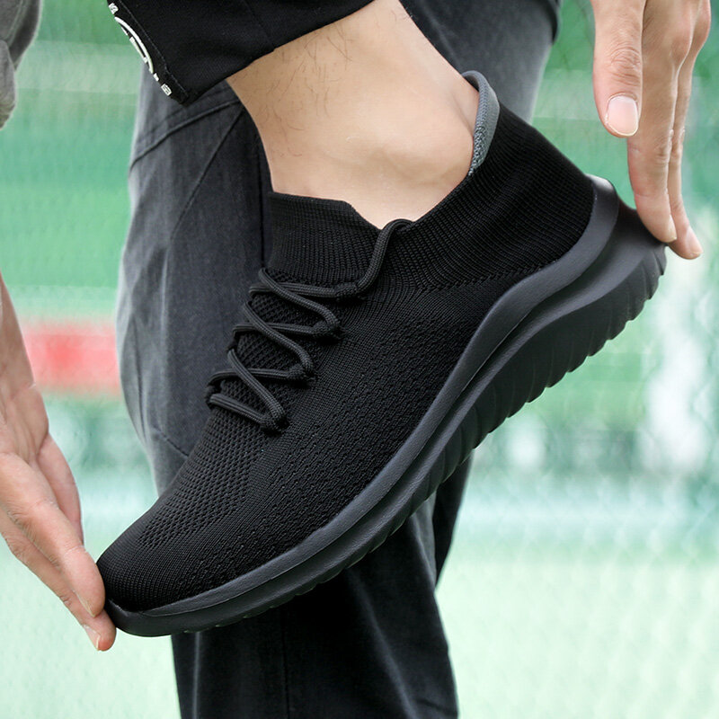 Susugrace 2022 أحذية رياضية للرجال برباط علوي غير رسمي للربيع أحذية للزوجين أحذية نسائية سوداء قابلة للتنفس عرض ساخن