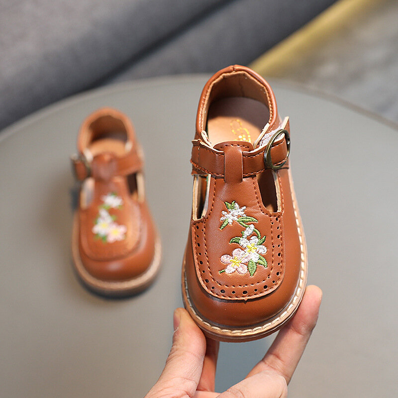 الفتيات زهرة الخريف الأميرة أوائل جين الأحذية الأحذية الرجعية ماري فتاة الأطفال الأحذية الكلاسيكية نمط التطريز الموضة