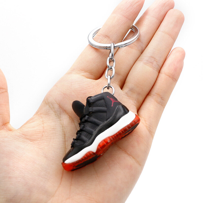 Fshion الإبداعية ثلاثية الأبعاد حذاء رياضة حذاء المفاتيح حذاء رياضة قلادة الرجال سيارة مفتاح نموذج رائعة أحذية كرة السلة ظهره هدية llavero