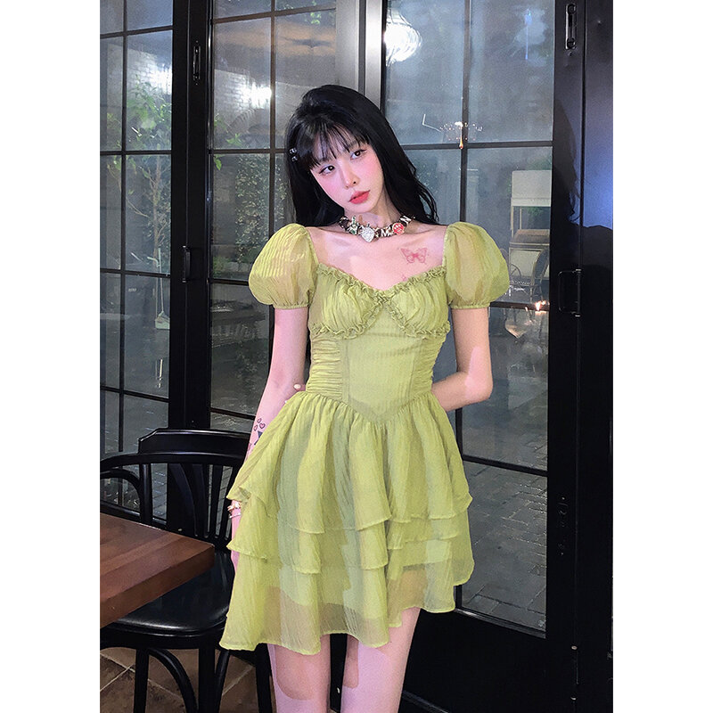 ملابس نسائية فستان شبكي أخضر فرنسي نفخة قصيرة الأكمام موضة غير رسمية عالية الخصر الذاتي زراعة تنورة قصيرة السيدات الصيف