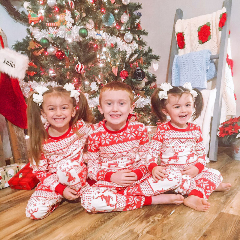 WENYUJH الأسرة عيد الميلاد مطابقة منامة مجموعة ملابس خاصة الأم الأب الاطفال مجموعة ملابس عيد الميلاد بيجامة زي ملابس النوم 2022
