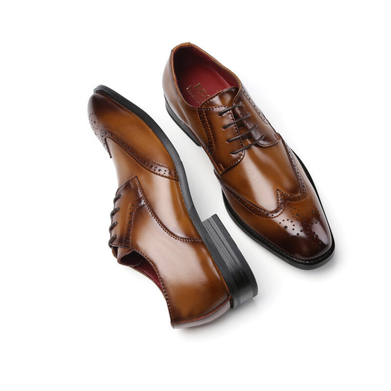 2021 الربيع الخريف البروغ الرجال فستان أحذية المرقعة أكسفورد جلد طبيعي الأحذية الرسمية للذكور عشاء الحفلات الأحذية البريطانية