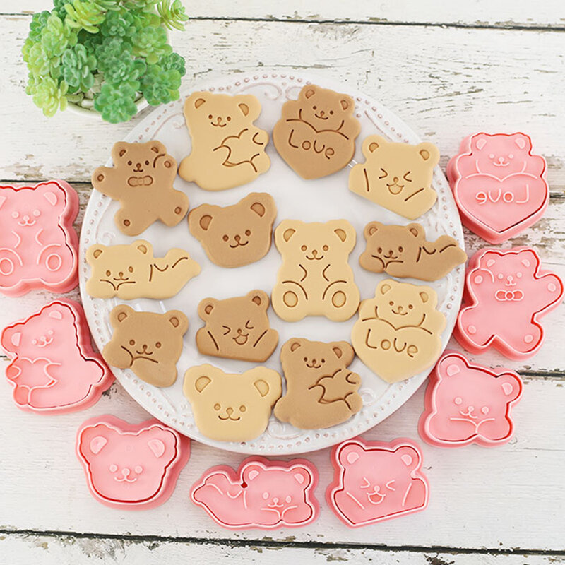 8Pcs Cute Bear Cookie Moulds Pink Punny Cartoon Love Heart Biscuit Stamp Bakeware Cookie Tool Set Cookie Molds #4