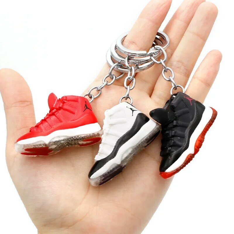 Fshion الإبداعية ثلاثية الأبعاد حذاء رياضة حذاء المفاتيح حذاء رياضة قلادة الرجال سيارة مفتاح نموذج رائعة حذاء كرة السلة على ظهره هدية