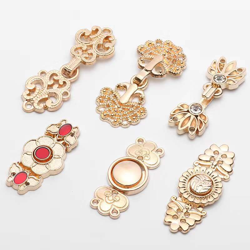 2PCS Ancient Chinese Dress Cheongsam Metal Buckle Antique Buckle Retro Button Collar Buckle Buckle Clothing Button Accessories