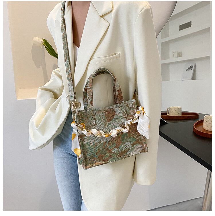 سلسلة صغيرة صندوق مربع حقيبة ساعي الأقلية الصغيرة حقيبة قماش قنب المرأة المحمولة تصميم جديد نسيج الموضة النفط اللوحة