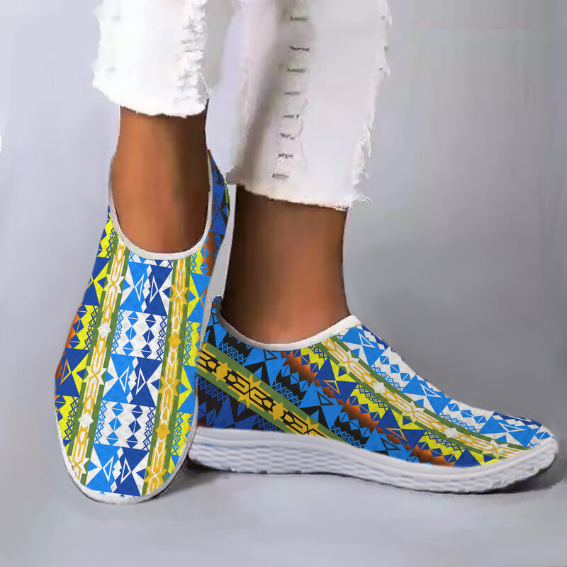 Instanots العصرية أومبير الأفريقية القبلية طباعة خفيفة الوزن لينة شبكة أحذية تصميم بسيط تنفس شقة الانزلاق على أحذية Zapatos #1