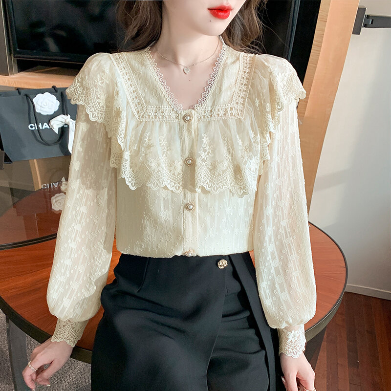 الربيع الفرنسية نمط المرأة قميص مزاجه طوق شبكة خياطة الدانتيل قميص المرأة طويلة الأكمام قميص للسيدات Ruffled القمم