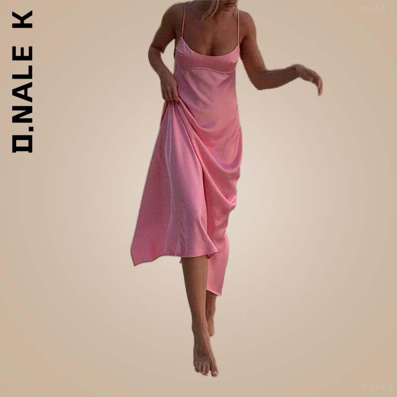 فستان D.Nale K مصنوع من الساتان بدون أكمام سهل الارتداء 2022 وردي كاميس فساتين طويلة للنساء بدون ظهر مثير للحفلات فستان متوسط الطول