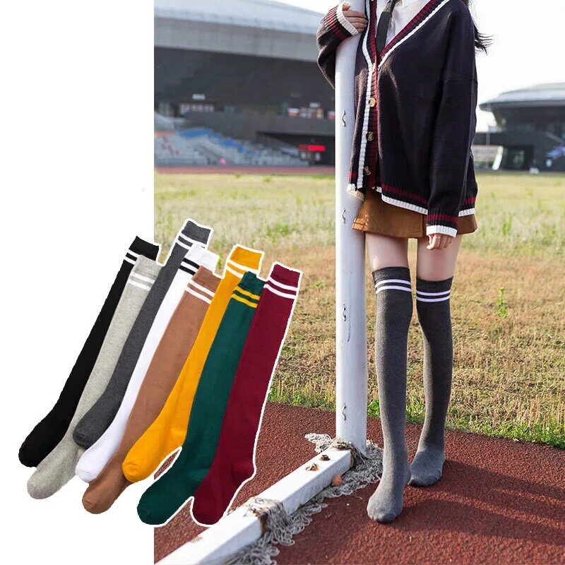 متعدد الألوان موضة الجوارب المدرسية مثير الجوارب مخطط جوارب الفخذين الدافئة عالية الركبة الجوارب جوارب طويلة الفتيات السيدات مثير أسود