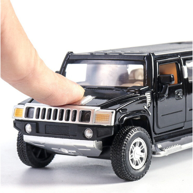 نموذج سيارة هامر ليموزين 1/32 مصنوع من خليط معدني معدني ألعاب محاكاة عالية مع صوت ساقط وضوء هدية للأطفال