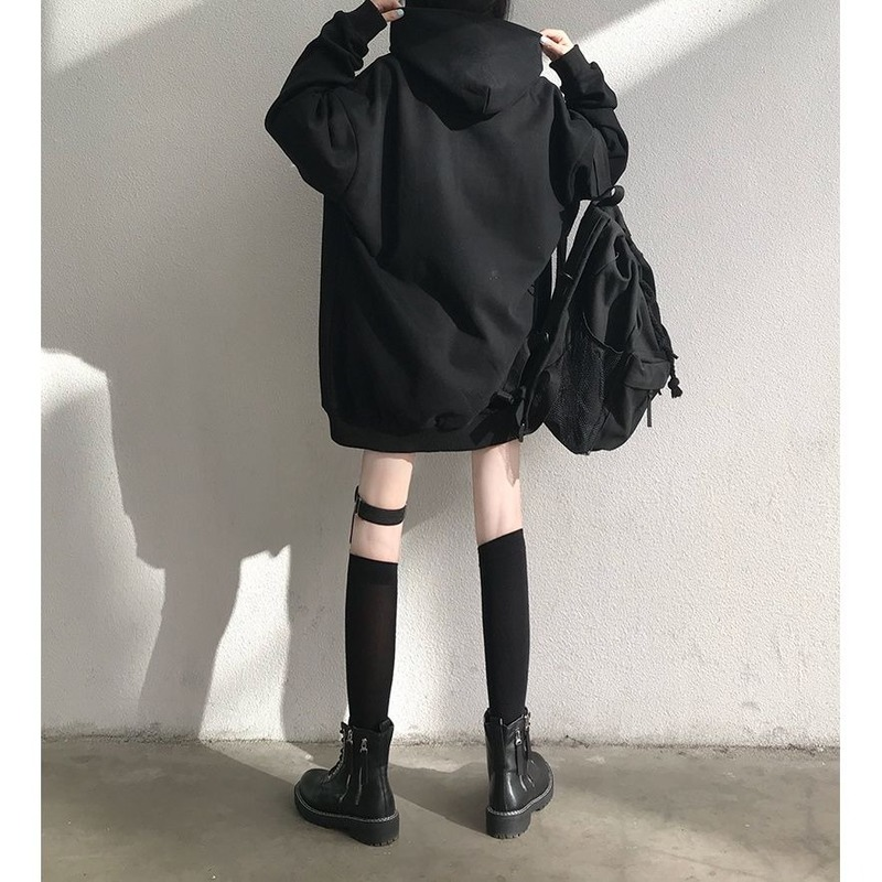QWEEK Harajuku قمصان سويت شيرت بقلنسوة غطاء رأس أسود BF نمط زمم قبالة الكتف البلوز المتضخم كم طويل ملابس خارجية رقيقة سميكة