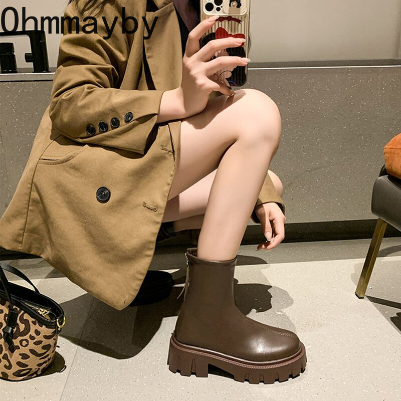 2023 منصة النساء أحذية طويلة بولي Leather جلد السيدات سستة فارس سميكة وحيد أحذية مسطحة موضة الشتاء عالية الكعب الركبة أحذية عالية