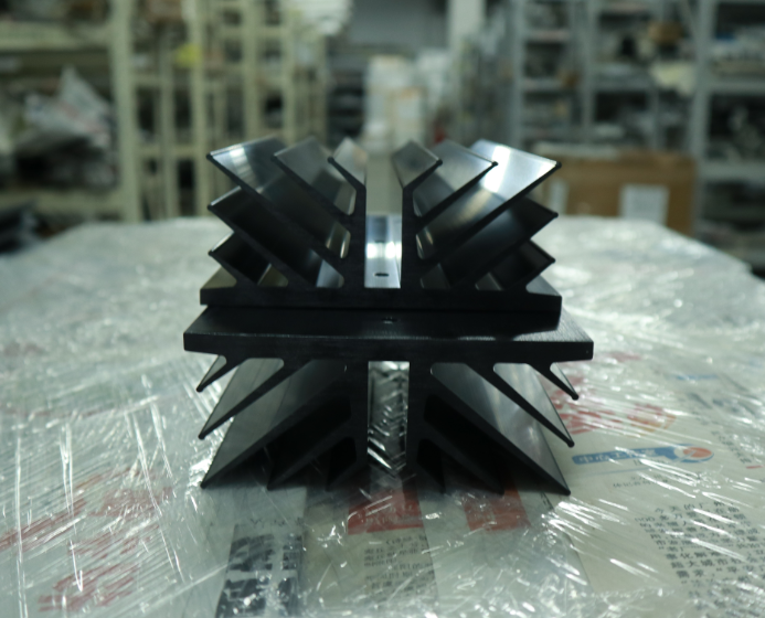 1 قطعة أسود تمرير عالية الطاقة الفئة أ مكبر للصوت المبرد/المبرد 194*50*75 مللي متر