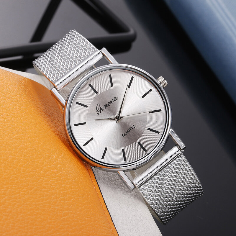ساعة مصممة للنساء ماركة فاخرة مضمونة ساعة كوارتز ساعة اليد Reloj Pulsera Mujer Montre Fille