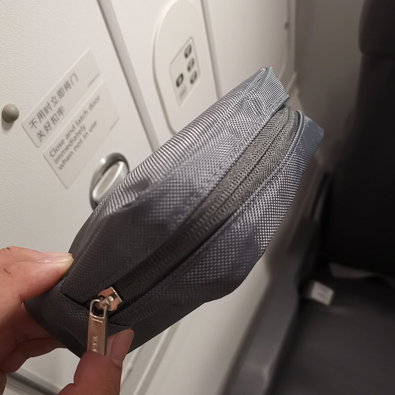 تومي كابل السفر حقيبة المحمولة الرقمية USB أداة المنظم شاحن أسلاك التجميل سستة تخزين الحقيبة عدة