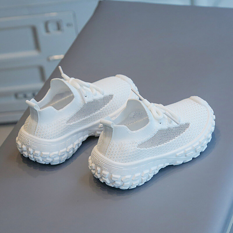 موضة أحذية رياضية بيضاء للأطفال شبكة تنفس لينة وحيد مكافحة زلة طفل رضيع أحذية خفيفة الوزن أحذية رياضية غير رسمية الأطفال