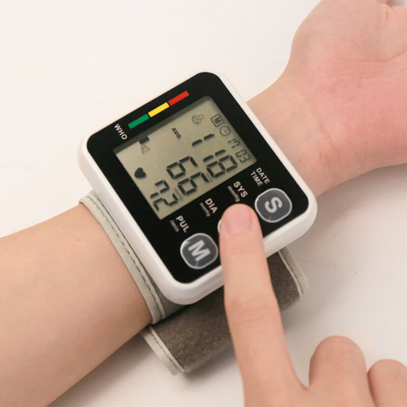 جهاز قياس ضغط الدم الرقمي الطبي الروسي مقياس ضغط الدم التلقائي للذراع مقياس ضغط الدم الكفة مقياس نبض القلب