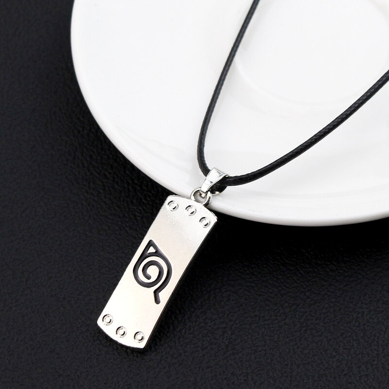 2023 Classic Anime Narutos Peripheral Necklace Wood Leaf Logo Pendant Senior Simple Jewelry Accessories Fashion Single Item Gift