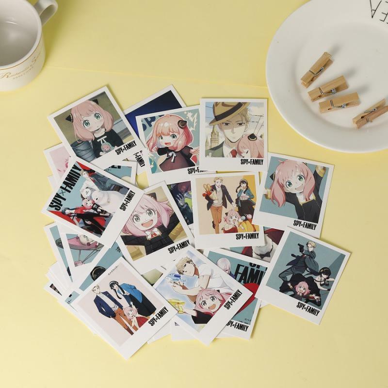 40 Pcs Spy X Family Collection Cards Box Kawaii Photo Star Portrait Game Anime Collectibles Cards for Children Birthday Gifts
